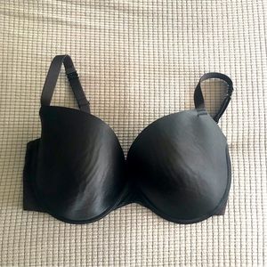 Le Mystere Black padded convertible bra 38G